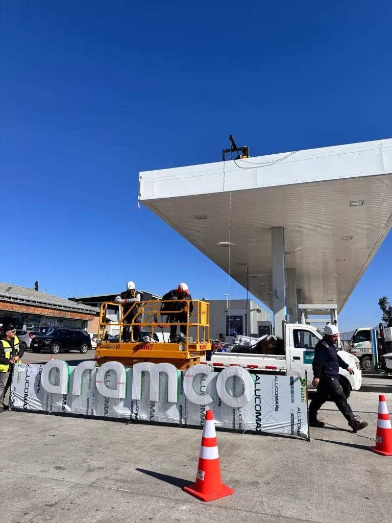 implementación de 15 locales con la nueva imagen Aramco